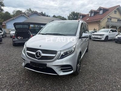 Mercedes V220
