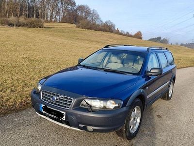 Blau Gebraucht 2002 Volvo XC70 Ocean Race Kombi | 2.700 €
