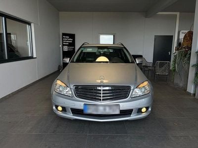 Gebraucht Mercedes 220 170 PS (125 kW) 2010 Silber Kombi
