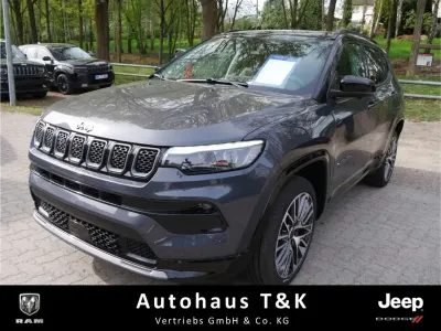 Nouvelle Jeep Compass Summit 131 ch (96 kW) 2025 Gris SUV