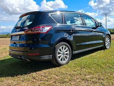Gebraucht Ford S-MAX Titanium 180 PS (132 kW) 2016 Schwarz Van / Kleinbus