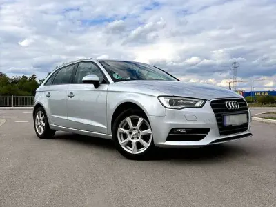 Gebraucht Audi A3 Attraction 122 PS (89 kW) 2014 Silber Limousine