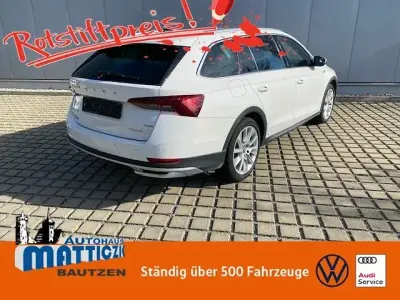 Używany Skoda Octavia 150 KM (110 kW) 2022 Biały Sedan/Limuzyna