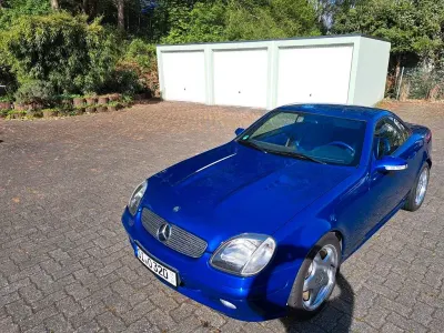 Gebraucht Mercedes SLK320 218 PS (160 kW) 2000 Blau Cabrio