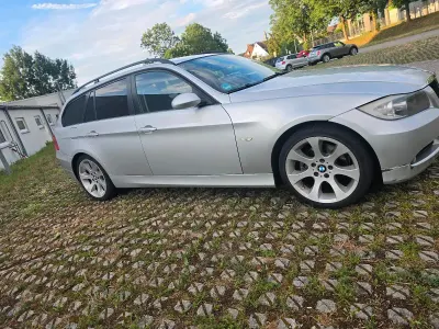 Gebraucht BMW 318 129 PS (94 kW) 2007 Grau Kombi