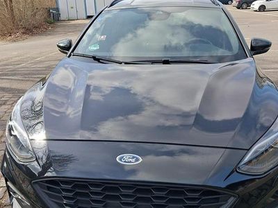 Gebraucht Ford Focus ST-Line 150 PS (110 kW) 2019 Schwarz Kombi