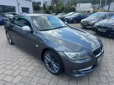 Gebraucht BMW 320 Cabriolet Comfort Edition 184 PS (135 kW) 2012 Grau Cabrio