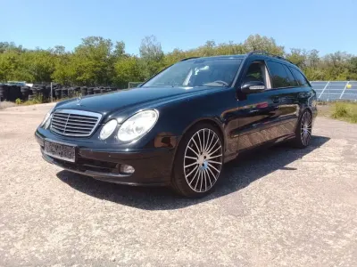Używany Mercedes E320