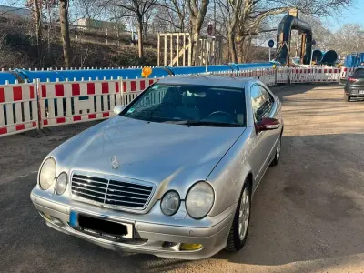 Gebraucht Mercedes CLK200 163 PS (119 kW) 2002 Silber Coupé