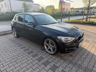Usata BMW 120 Sport Line 184 CV (135 kW) 2012 Nero Utilitaria