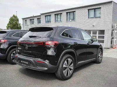 Gebraucht Mercedes EQA250 139 kW (190 PS) 2024 SUV