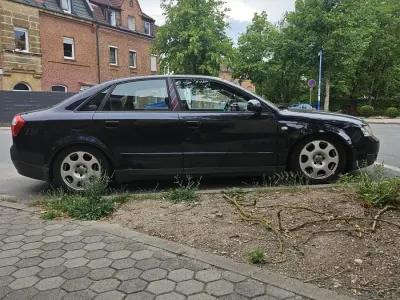 Gebraucht Audi A4 130 PS (95 kW) 2003 Blau Limousine