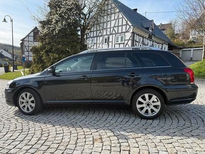 Gebraucht Toyota Avensis 147 PS (108 kW) 2009 Schwarz Kombi