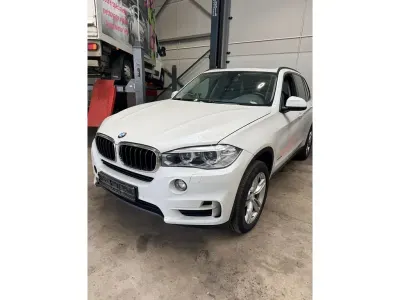 Gebraucht BMW X5 258 PS (189 kW) 2014 Weiß SUV
