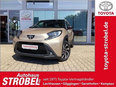 Neu Toyota Aygo X 72 PS (52 kW) 2025 Ginger beige metallic/dach mys SUV