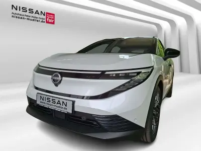 Neu Nissan Leaf Evolve 160 kW (218 PS) 2026 Qbe with black roof SUV