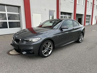 BMW 220