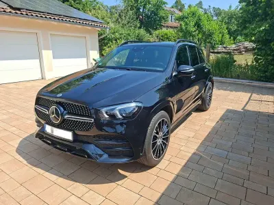 Gebraucht Mercedes GLE300 269 PS (197 kW) 2024 Schwarz SUV