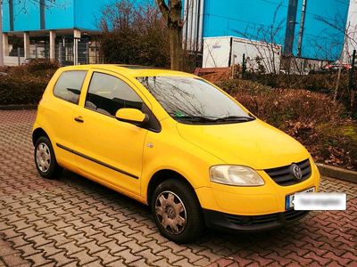 Gelb Gebraucht 2005 VW Fox Kleinwagen | 1.150 € (Fairer Preis)