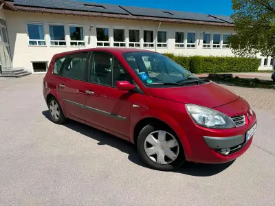 Gebraucht Renault Grand Scénic II 130 PS (95 kW) 2009 Rot Van / Kleinbus