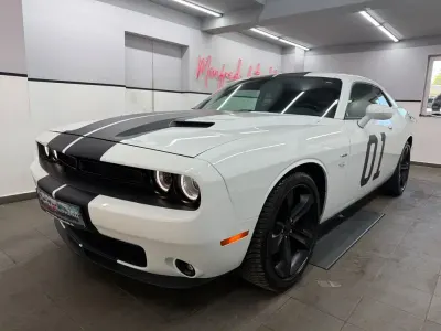 Gebraucht Dodge Challenger 375 PS (275 kW) 2016 Weiß Coupé