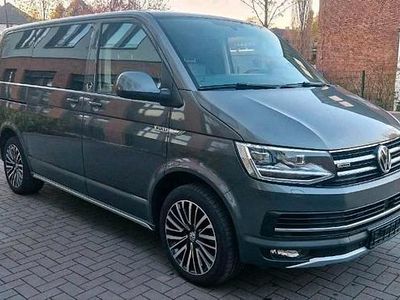Usata VW T6 204 CV (150 kW) 2017 Grigio Furgone