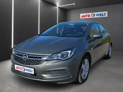 Usata Opel Astra 105 CV (77 kW) 2017 Grigio SUV