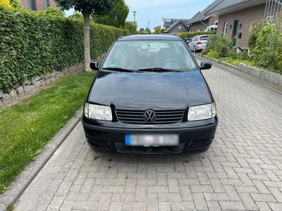 VW Polo