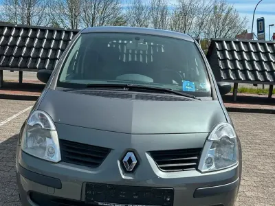 Begagnad Renault Modus 75 HK (55 kW) 2007 Grå Minibuss