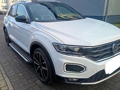 Second-hand VW T-Roc Highline 150 CP (110 kW) 2018 Alb SUV