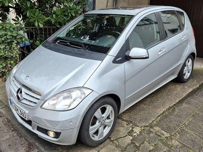 Gebraucht Mercedes A200 Avantgarde 140 PS (102 kW) 2009 Silber Limousine
