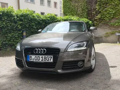 Gebraucht Audi TT Comfort 211 PS (155 kW) 2011 Grau Coupé