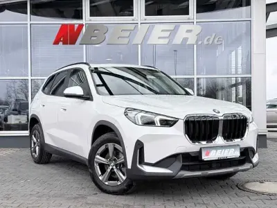 Gebraucht BMW X1 Sport Line 163 PS (119 kW) 2024 Mineralweiss SUV