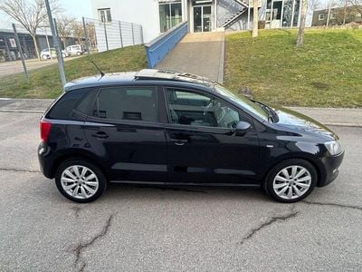 Gebraucht VW Polo Life 105 PS (77 kW) 2013 Schwarz Kleinwagen