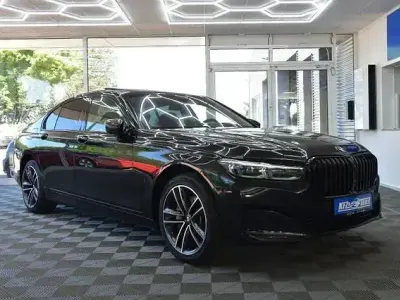 Gebraucht BMW 730 Executive 380 PS (279 kW) 2021 Schwarz Limousine