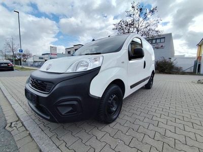 Gebraucht Fiat Fiorino Basis 77 PS (56 kW) 2019 Van / Kleinbus