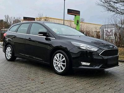 Second-hand Ford Focus 101 CP (74 kW) 2017 Negru Break