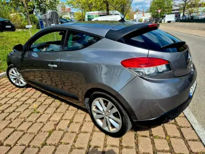 Używany Renault Mégane Luxe 182 KM (133 kW) 2009 Szary Coupe