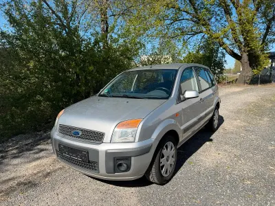 Usata Ford Fusion 68 CV (50 kW) 2006 Grigio Utilitaria