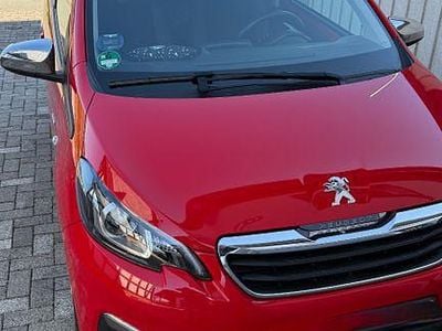 Gebraucht Peugeot 108 Style 72 PS (52 kW) 2021 Rot Kleinwagen