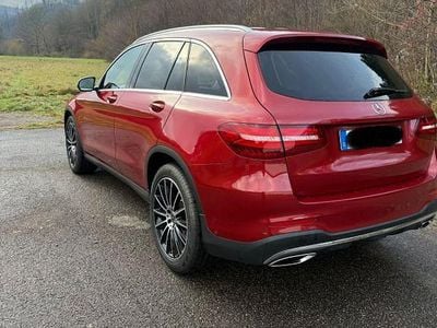 Mercedes GLC300