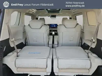 Neu Lexus LM350h Executive Line 204 PS (150 kW) 2026 Schwarz Van / Kleinbus