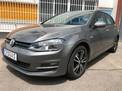 Gebraucht VW Golf VII 110 PS (80 kW) 2016 Grau Limousine