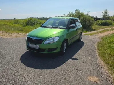 Gebraucht Skoda Fabia Fresh 75 PS (55 kW) 2013 Grün Limousine