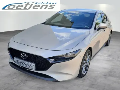Gebraucht Mazda 3 Exclusive 150 PS (110 kW) 2023 Platinum quartz m (metallic) Limousine