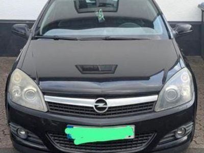 Opel Astra GTC