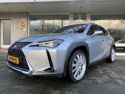 Lexus UX 250h