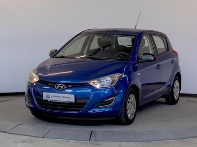 Usata Hyundai i20 Trend 101 CV (74 kW) 2013 Blu Utilitaria