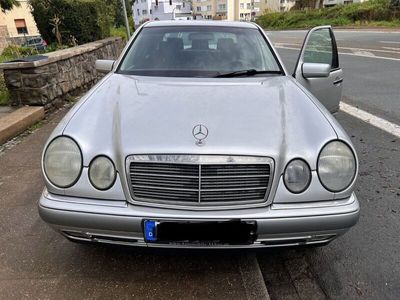 gebraucht Mercedes 200 Elegance