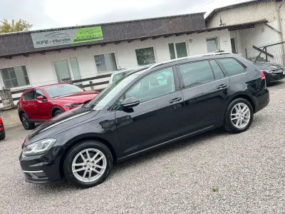 Gebraucht VW Golf VII IQ Drive 116 PS (85 kW) 2019 Schwarz Kombi